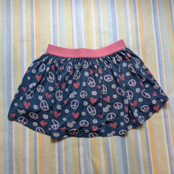 ⭐ Kickee Kids Peace, Love / Hearts, and Flowers skort size 4T - Picture 1 of 9